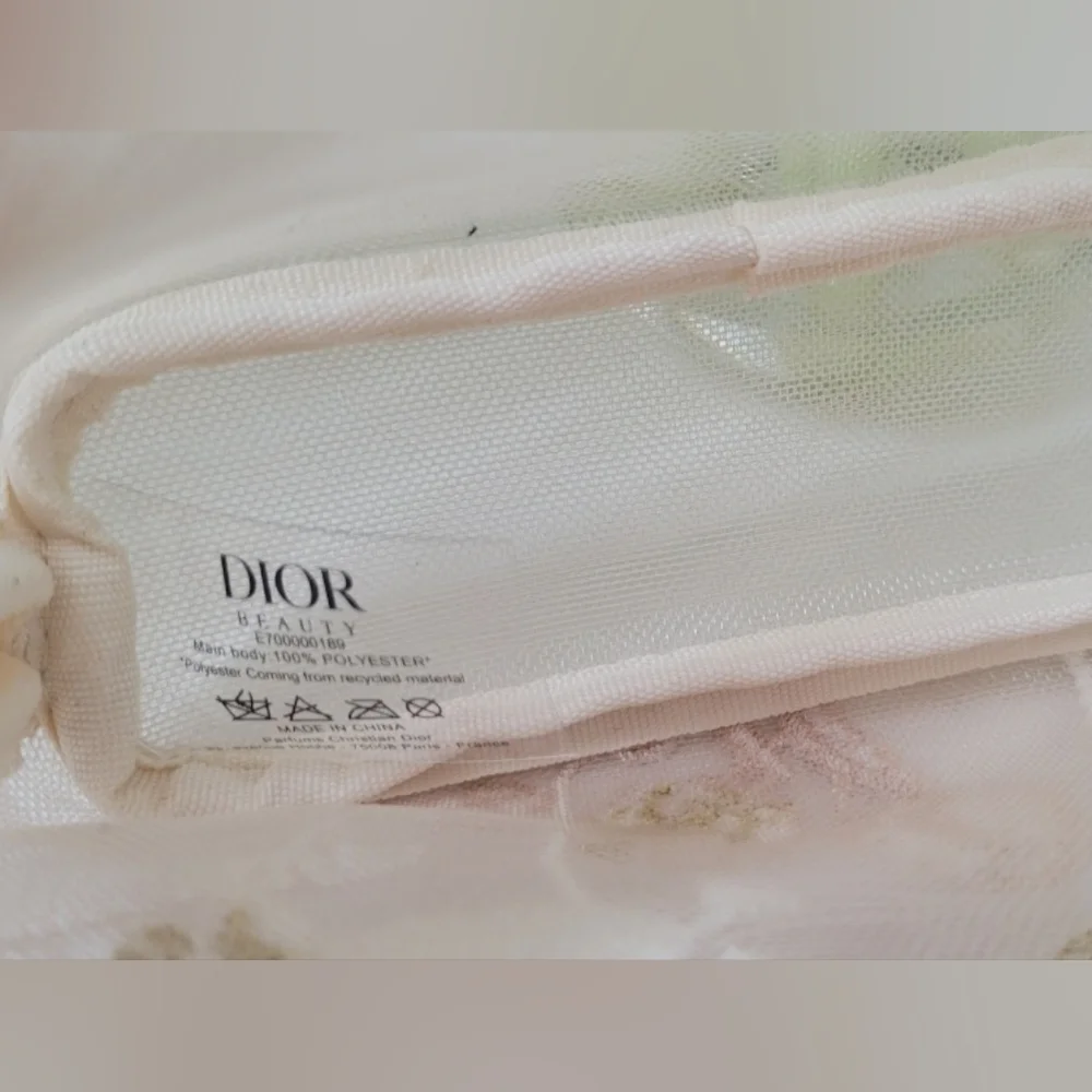 Dior Beauty Mother’s  Day Mesh Butterfly Makeup Bag Pouch New Authentic - Picture 4 of 4